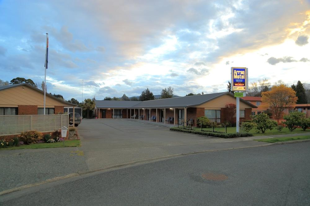 Arran Motel Te Anau Exterior photo