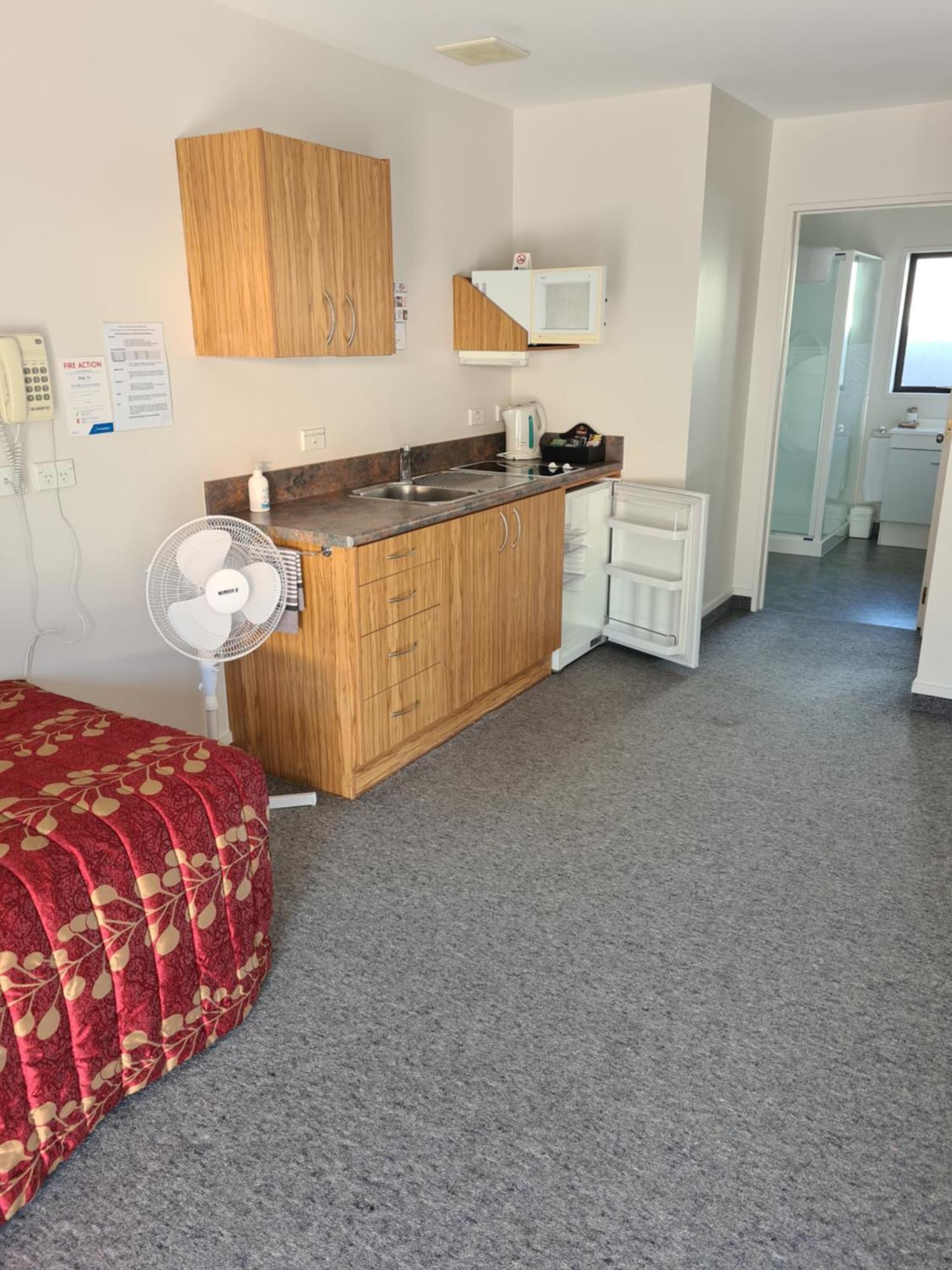 Arran Motel Te Anau Room photo