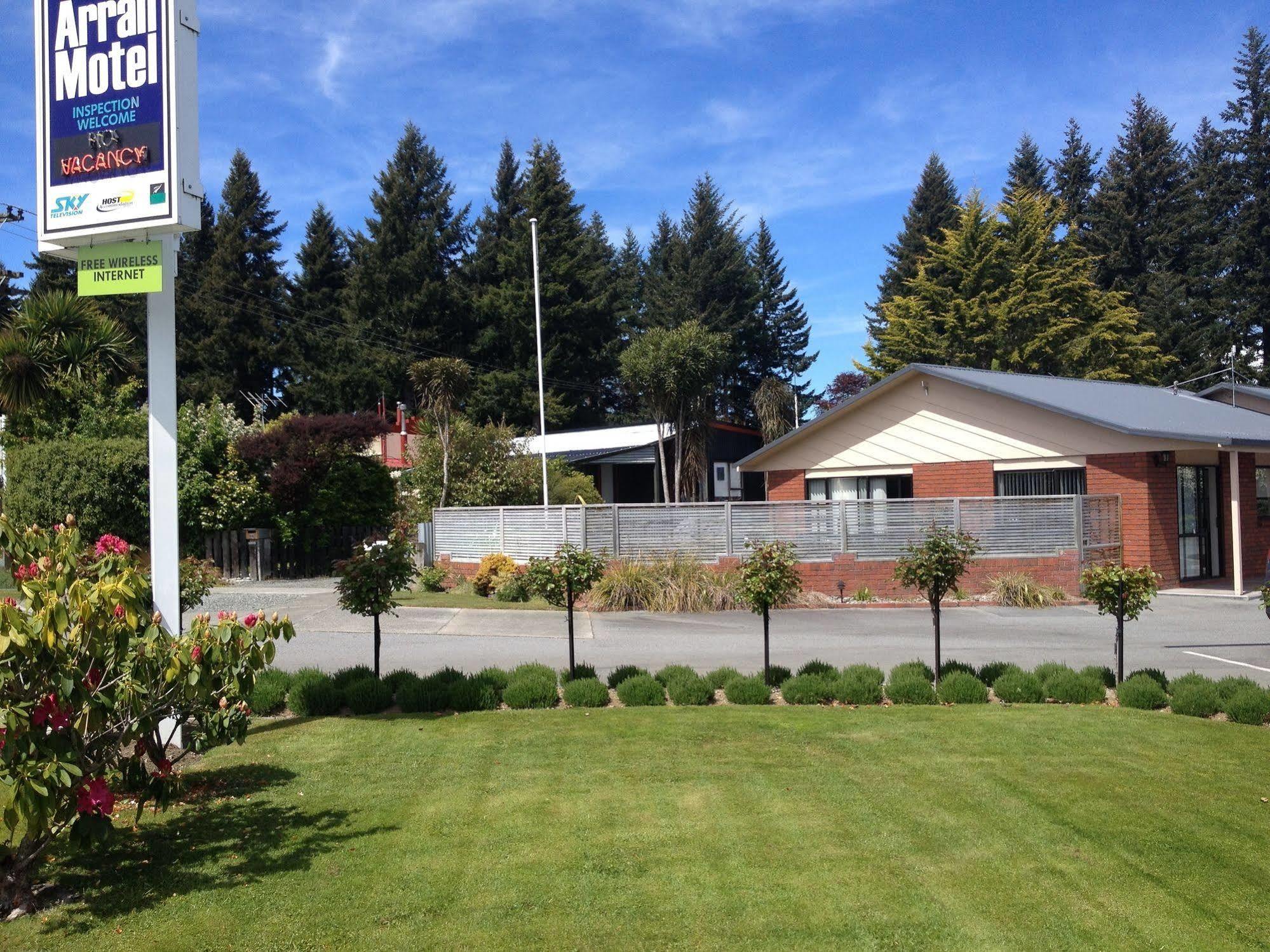 Arran Motel Te Anau Exterior photo